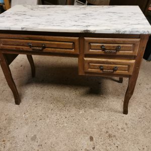Le bureau effet marbre