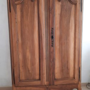 L’armoire en Bois et Métal
