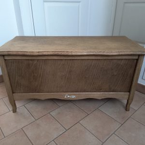 Le Coffre à Jouets en Aggloméré