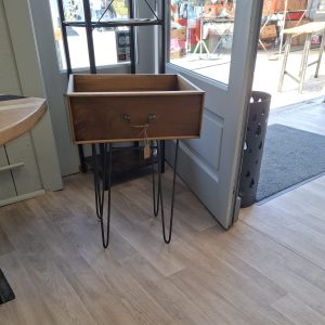 La Moyenne Table Tiroir