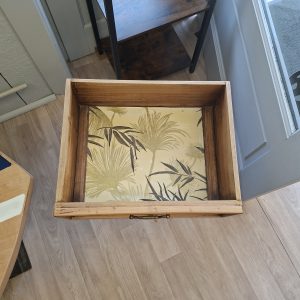 La Moyenne Table Tiroir